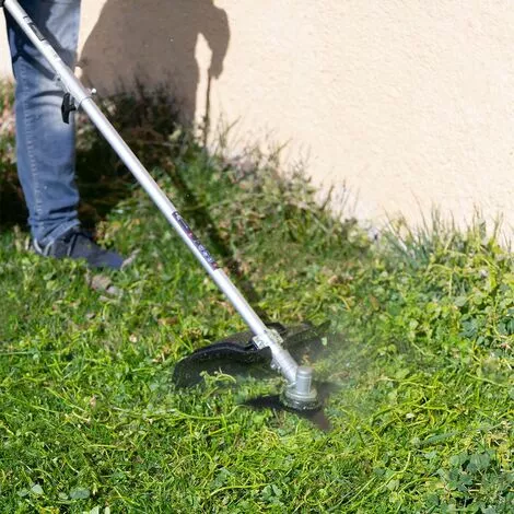 Débroussailleuse Avec Moteur à Essence 2 Temps 65cc 4,9cv, 6 Accessoires Différents Pour La Coupe, Guidon à Double Poignée, Régulateur De Puissance, Harnais De Sécurité - Greencut GGT650X-6 6 Débroussailleuse Avec Moteur à Essence 2 Temps 65cc 4,9cv, 6 Accessoires Différents Pour La Coupe, Guidon à Double Poignée, Régulateur De Puissance, Harnais De Sécurité - Greencut GGT650X-6 – Image 4